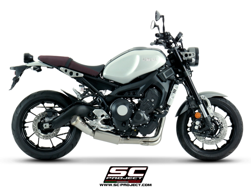 YAMAHA XSR 900 (2016 - 2019) Komplette Auspuffanlage 3-1, Edelstahl, mit konischem Schalldämpfer der 70er Jahr