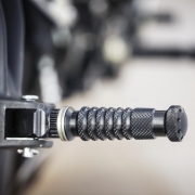 YAMAHA MT-03 2025 Custom-Fußrasten für Beifahrer 1WS-F2743-00-00